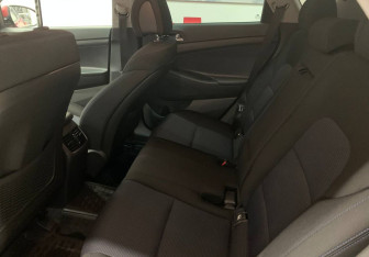 Подержанный автомобиль Hyundai Tucson 2016 года (10 фото)