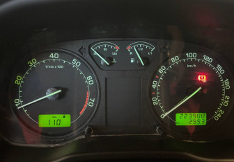 Подержанный автомобиль Skoda Octavia Liftback 2008 года (11 фото)