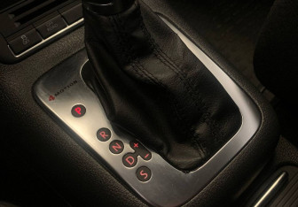 Подержанный автомобиль Volkswagen Tiguan 2012 года (16 фото)
