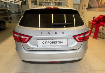 Подержанный автомобиль LADA (ВАЗ) Vesta Wagon 2021 года (5 фото)