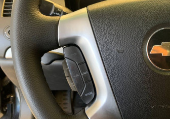 Подержанный автомобиль Chevrolet Epica 2011 года (16 фото)