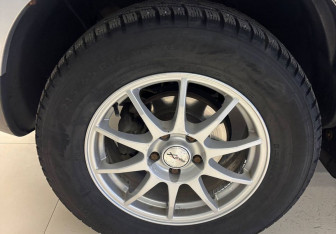 Подержанный автомобиль Renault Duster 2012 года (16 фото)