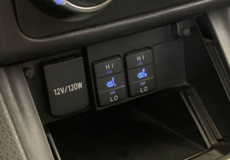 Подержанный автомобиль Toyota Corolla Sedan 2016 года (16 фото)