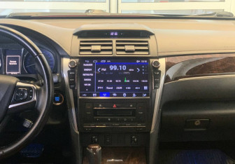 Подержанный автомобиль Toyota Camry Sedan 2016 года (12 фото)