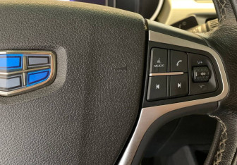 Подержанный автомобиль Geely Atlas 2020 года (20 фото)