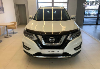 Подержанный автомобиль Nissan X-Trail 2020 года (2 фото)