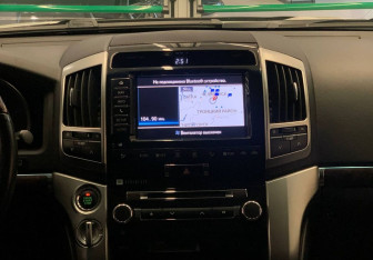 Подержанный автомобиль Toyota Land Cruiser Suv 2014 года (26 фото)