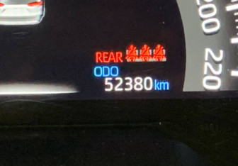 Подержанный автомобиль Toyota RAV4 2020 года (10 фото)