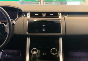 Подержанный автомобиль Land Rover Range Rover Sport 2020 года (12 фото)