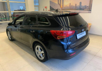 Подержанный автомобиль Kia Ceed Wagon 2014 года (6 фото)