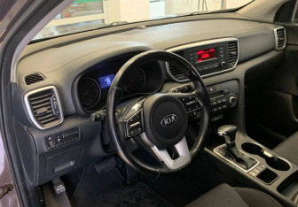 Подержанный автомобиль Kia Sportage 2019 года (13 фото)