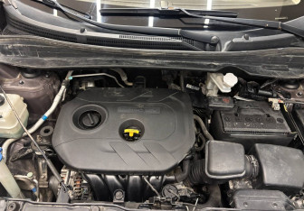 Подержанный автомобиль Hyundai ix35 2014 года (7 фото)