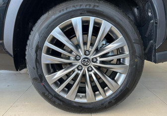 Новый Toyota Highlander 2024 (8 фото)