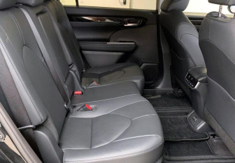 Новый Toyota Highlander 2024 (20 фото)