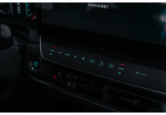 Новый Toyota Camry Sedan 2025 (12 фото)