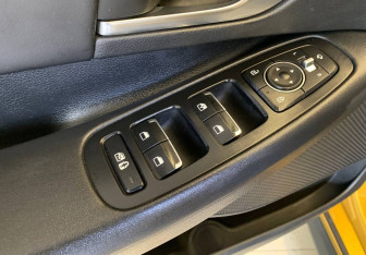 Подержанный автомобиль Hyundai Sonata 2019 года (18 фото)