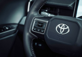 Новый Toyota RAV4 2025 (35 фото)