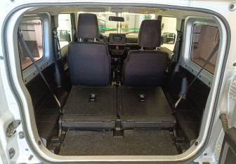 Подержанный автомобиль Suzuki Jimny 2020 года (9 фото)