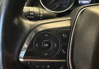 Подержанный автомобиль Toyota Camry Sedan 2020 года (17 фото)