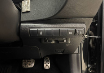 Подержанный автомобиль Toyota Corolla Wagon 2019 года (21 фото)