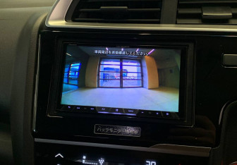 Подержанный автомобиль Honda Fit 2018 года (22 фото)