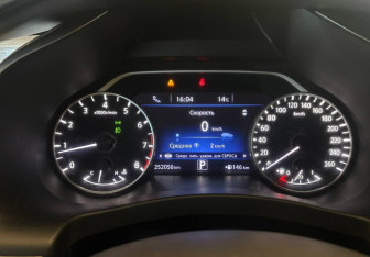 Подержанный автомобиль Nissan Murano Suv 2017 года (11 фото)