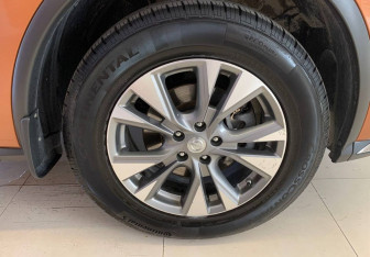 Подержанный автомобиль Nissan Murano Suv 2018 года (15 фото)