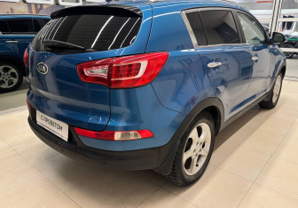 Подержанный автомобиль Kia Sportage 2012 года (4 фото)