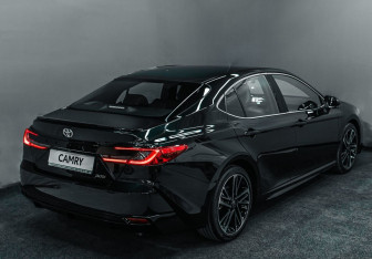 Новый Toyota Camry Sedan 2025 (6 фото)