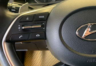 Подержанный автомобиль Hyundai Sonata 2019 года (22 фото)