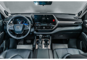 Новый Toyota Highlander 2025 (23 фото)