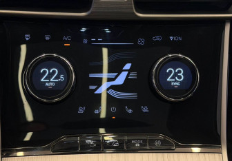 Подержанный автомобиль Exeed TXL 2021 года (17 фото)