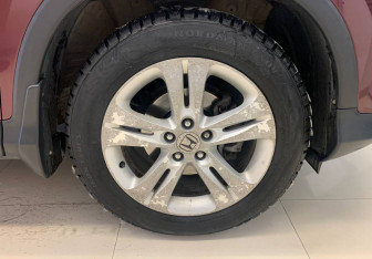 Подержанный автомобиль Honda CR-V 2014 года (16 фото)