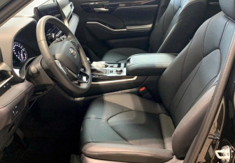 Новый Toyota Highlander 2024 (10 фото)