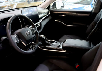 Новый Toyota Highlander 2026 (8 фото)