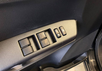 Подержанный автомобиль Toyota RAV4 2019 года (17 фото)