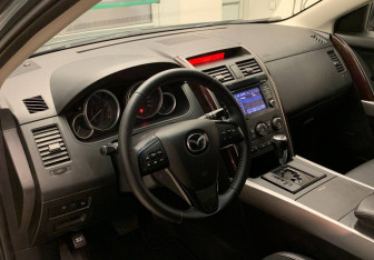 Подержанный автомобиль Mazda CX-9 2012 года (14 фото)