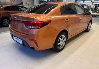 Подержанный автомобиль Kia Rio Sedan 2017 года (4 фото)