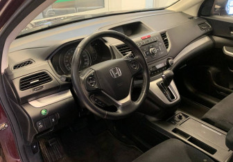 Подержанный автомобиль Honda CR-V 2014 года (14 фото)