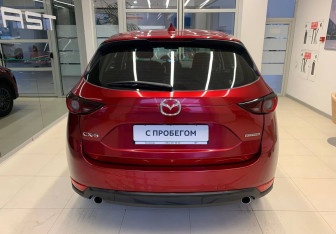 Подержанный автомобиль Mazda CX-5 2021 года (5 фото)