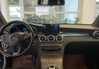 Подержанный автомобиль Mercedes-Benz GLC Coupe 2016 года (12 фото)