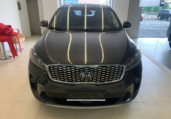 Подержанный автомобиль Kia Sorento 2019 года (2 фото)