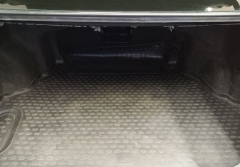 Подержанный автомобиль Toyota Camry Sedan 2012 года (8 фото)