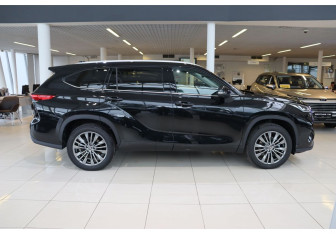 Новый Toyota Highlander 2026 (5 фото)