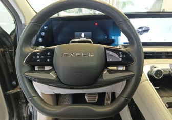 Подержанный автомобиль Exeed RX 2023 года (8 фото)