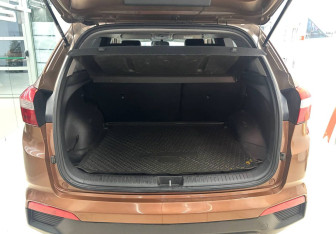 Подержанный автомобиль Hyundai Creta 2016 года (8 фото)