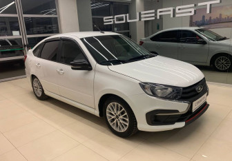 Подержанный автомобиль LADA (ВАЗ) Granta Sedan 2023 года (3 фото)