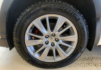 Подержанный автомобиль Toyota Highlander 2014 года (14 фото)