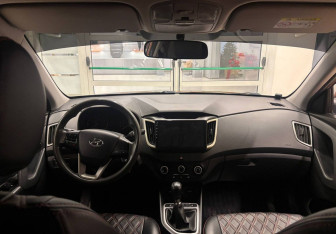 Подержанный автомобиль Hyundai Creta 2016 года (12 фото)
