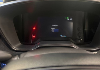 Подержанный автомобиль Toyota Corolla Wagon 2019 года (11 фото)